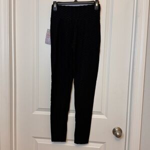 Black Textured scrunch butt Leggings